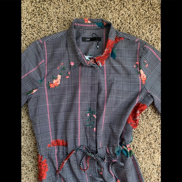 Dress - Picture 2 of 3